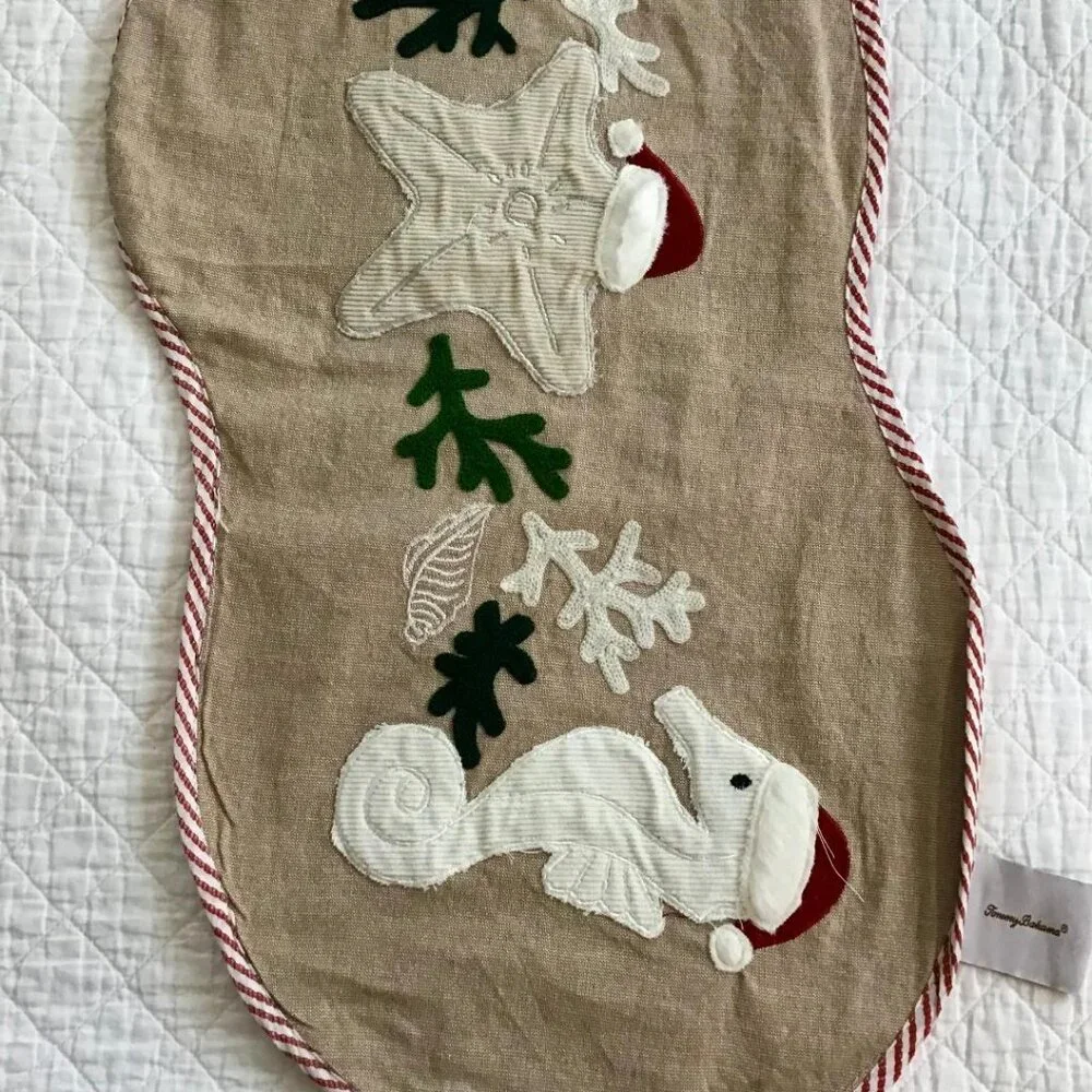 TOMMY BAHAMA Table Runner 14